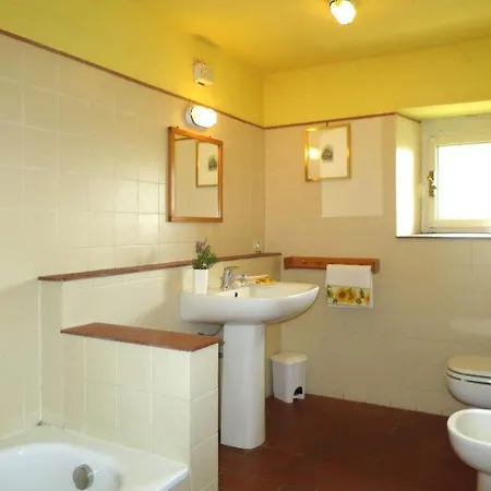 Montecolognola Sleeps 16 Pool Wifi Monte del Lago