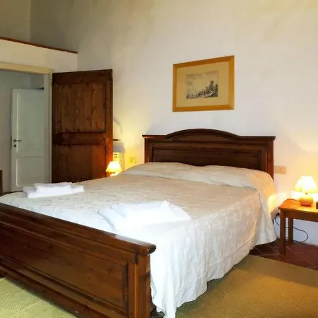 Montecolognola Sleeps 16 Pool Wifi Holiday home *