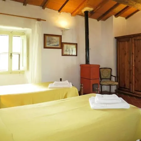 Montecolognola Sleeps 16 Pool Wifi * Monte del Lago
