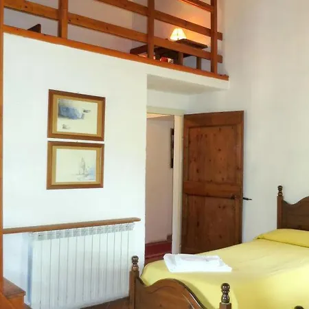 Montecolognola Sleeps 16 Pool Wifi בית נופש Monte del Lago