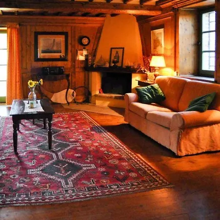 Holiday home Montecolognola Sleeps 16 Pool Wifi