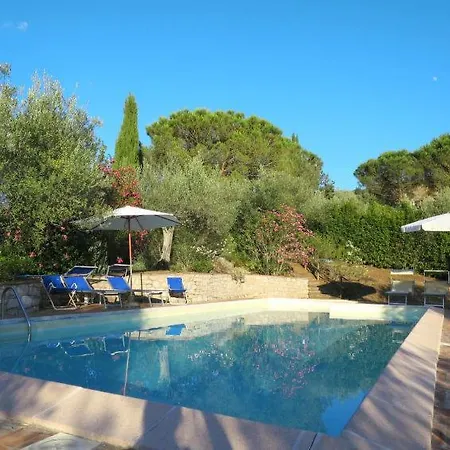 Holiday home Montecolognola Sleeps 16 Pool Wifi
