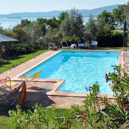 Montecolognola Sleeps 16 Pool Wifi בית נופש Monte del Lago