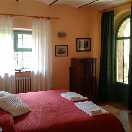 Montecolognola Sleeps 16 Pool Wifi Holiday home Monte del Lago