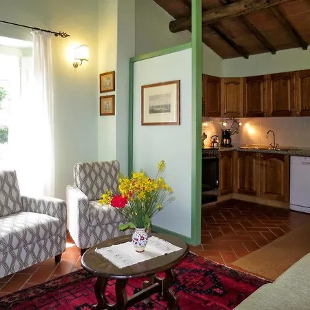 בית נופש Montecolognola Sleeps 16 Pool Wifi